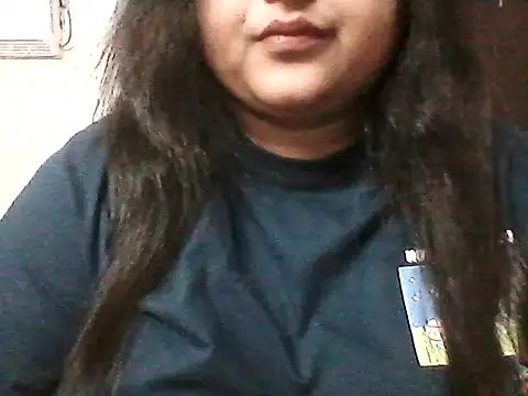 smile pretty online show from April 2026 08:00:02 PM