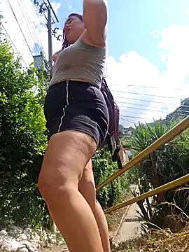 Snapshot of Blushing_Katy chatting on January 2025 06:38:02 PM Blushing Katy online show from January 2025 06:38:02 PM