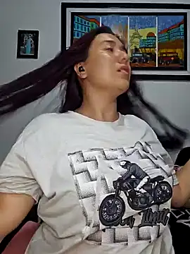 Snapshot of Blushing_Katy chatting on February 2025 10:23:02 PM Blushing Katy online show from February 2025 10:23:02 PM