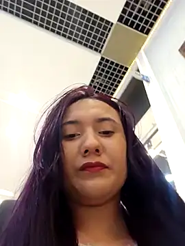 Snapshot of Blushing_Katy chatting on December 2025 12:05:01 AM Blushing Katy online show from December 2025 12:05:01 AM