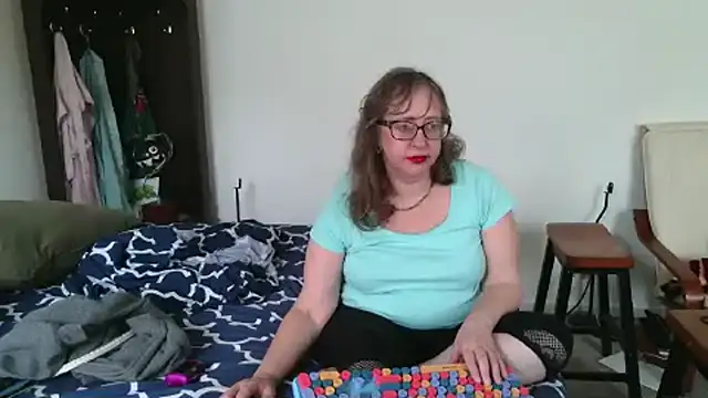 Snapshot of LilyLuscious chatting on September 2025 06:08:01 PM LilyLuscious online show from September 2025 06:08:01 PM