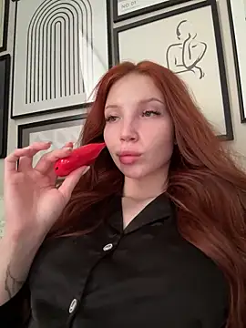 Snapshot of JudyWalkerr chatting on February 2025 12:25:02 PM JudyWalkerr online show from February 2025 12:25:02 PM