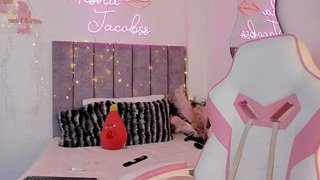 jacobss gh online show from November 2025 09:04:01 PM