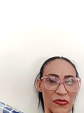Snapshot of BarbaraMature chatting on May 2026 04:35:02 PM BarbaraMature online show from May 2026 04:35:02 PM