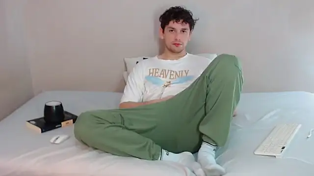 Snapshot of Elio555 chatting on March 2025 07:12:02 AM Elio555 online show from March 2025 07:12:02 AM