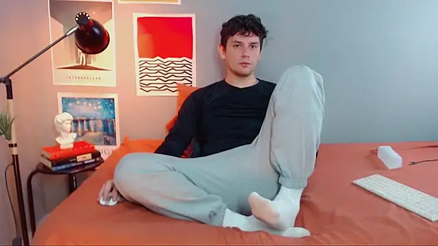 Snapshot of Elio555 chatting on September 2025 04:18:02 PM Elio555 online show from September 2025 04:18:02 PM