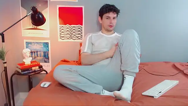 Snapshot of Elio555 chatting on September 2025 01:00:01 PM Elio555 online show from September 2025 01:00:01 PM