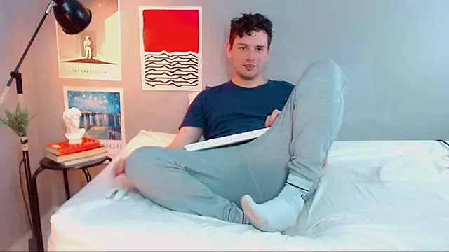 Snapshot of Elio555 chatting on October 2025 06:50:01 PM Elio555 online show from October 2025 06:50:01 PM