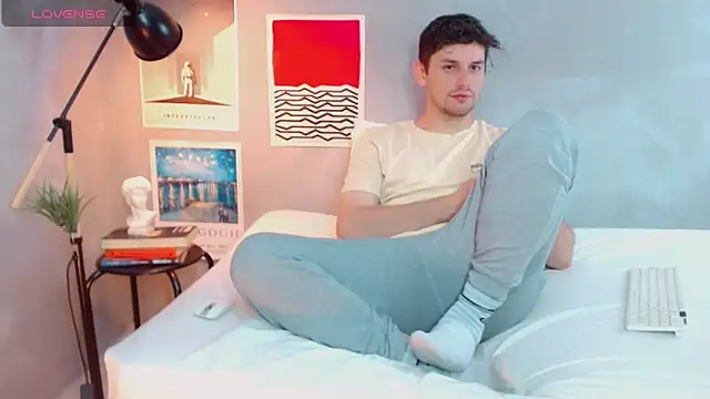 Snapshot of Elio555 chatting on October 2025 07:36:02 PM Elio555 online show from October 2025 07:36:02 PM