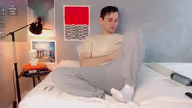 Snapshot of Elio555 chatting on November 2025 06:30:02 PM Elio555 online show from November 2025 06:30:02 PM