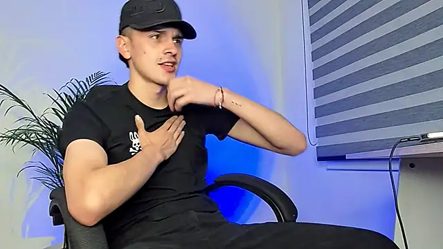 Snapshot of bastia_noooo chatting on September 2025 04:14:02 AM bastia noooo online show from September 2025 04:14:02 AM