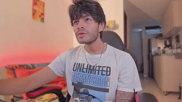 justin stark7 online show from November 2025 09:25:02 PM