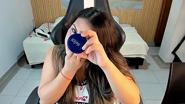 Snapshot of samy_19_ chatting on December 2025 11:08:02 AM samy 19 online show from December 2025 11:08:02 AM