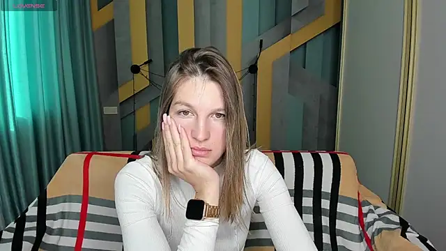 Snapshot of EmilyWalkeri chatting on October 2025 06:01:01 AM EmilyWalkeri online show from October 2025 06:01:01 AM