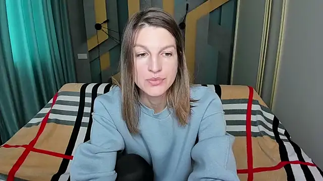 Snapshot of EmilyWalkeri chatting on October 2025 07:56:01 AM EmilyWalkeri online show from October 2025 07:56:01 AM