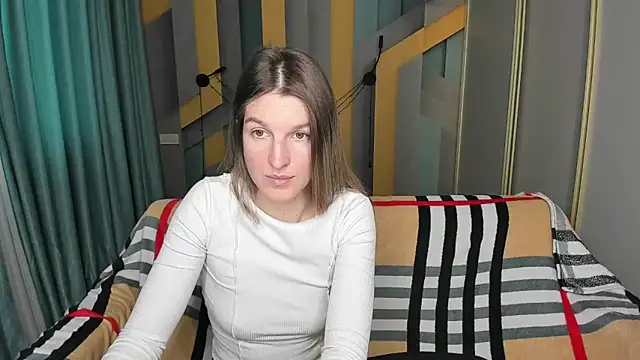 Snapshot of EmilyWalkeri chatting on November 2025 07:41:02 AM EmilyWalkeri online show from November 2025 07:41:02 AM