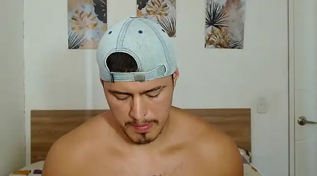 Snapshot of Baltazar_Dupont chatting on January 2025 04:13:02 PM Baltazar Dupont online show from January 2025 04:13:02 PM