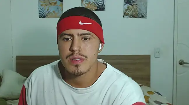 Snapshot of Baltazar_Dupont chatting on February 2025 05:30:02 AM Baltazar Dupont online show from February 2025 05:30:02 AM