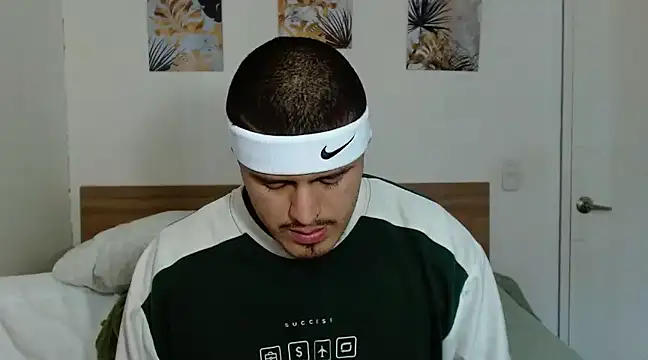 Snapshot of Baltazar_Dupont chatting on February 2025 01:42:02 PM Baltazar Dupont online show from February 2025 01:42:02 PM