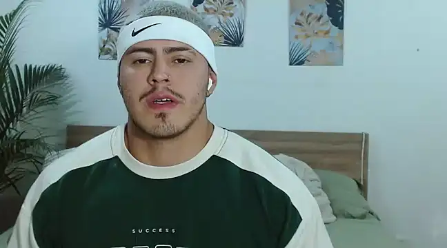 Snapshot of Baltazar_Dupont chatting on February 2025 02:31:01 AM Baltazar Dupont online show from February 2025 02:31:01 AM