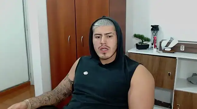 Snapshot of Baltazar_Dupont chatting on February 2025 12:42:01 PM Baltazar Dupont online show from February 2025 12:42:01 PM