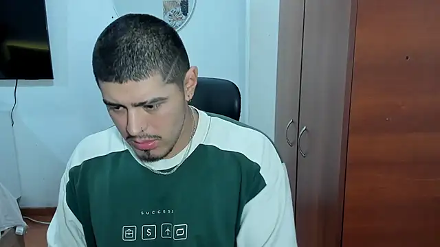 Snapshot of Baltazar_Dupont chatting on October 2025 02:58:02 AM Baltazar Dupont online show from October 2025 02:58:02 AM