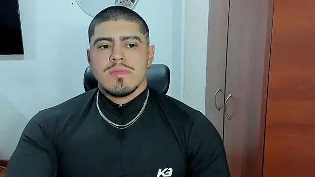 Snapshot of Baltazar_Dupont chatting on November 2025 10:58:01 AM Baltazar Dupont online show from November 2025 10:58:01 AM