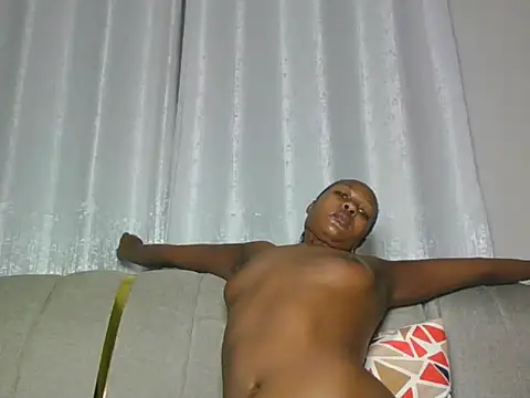 Snapshot of sexy_barbie2024 chatting on October 2025 12:11:01 AM sexy barbie2024 online show from October 2025 12:11:01 AM