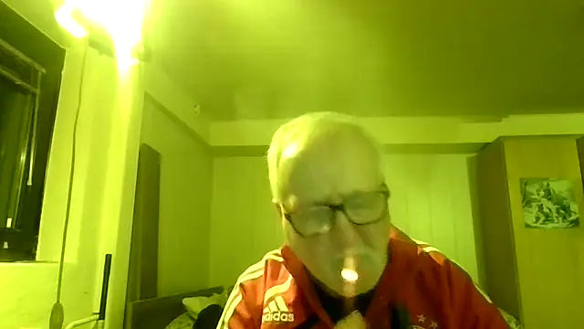 Sammy1660 online show from April 2026 09:23:01 PM