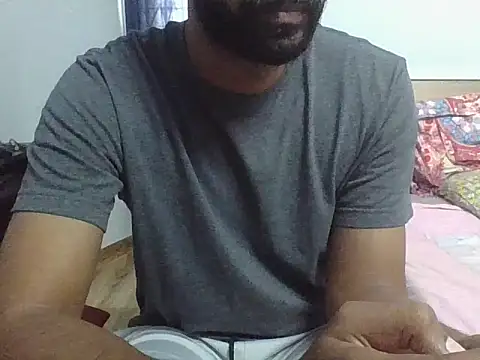 Snapshot of IndianEurope chatting on October 2025 08:31:02 AM IndianEurope online show from October 2025 08:31:02 AM