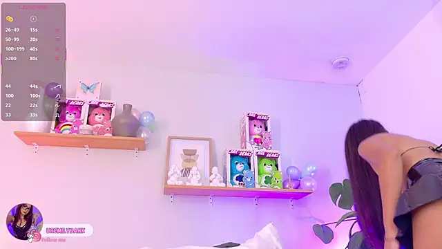 emily bank online show from November 2025 07:58:01 PM