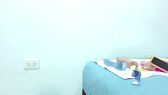 Snapshot of JuanitaDelMar chatting on February 2025 08:10:01 AM JuanitaDelMar online show from February 2025 08:10:01 AM