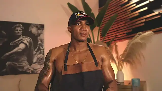 Snapshot of Logan_Varela chatting on February 2025 01:05:02 AM Logan Varela online show from February 2025 01:05:02 AM