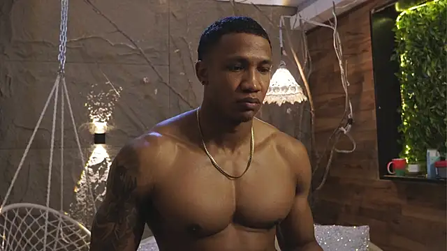 Snapshot of Logan_Varela chatting on September 2025 01:13:01 PM Logan Varela online show from September 2025 01:13:01 PM