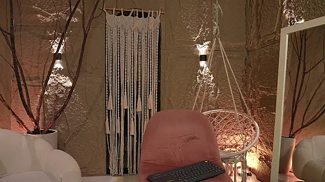 Snapshot of Logan_Varela chatting on September 2025 12:30:01 PM Logan Varela online show from September 2025 12:30:01 PM