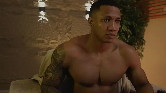 Snapshot of Logan_Varela chatting on October 2025 06:08:01 PM Logan Varela online show from October 2025 06:08:01 PM