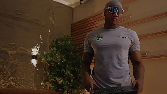 Snapshot of Logan_Varela chatting on October 2025 12:39:02 PM Logan Varela online show from October 2025 12:39:02 PM