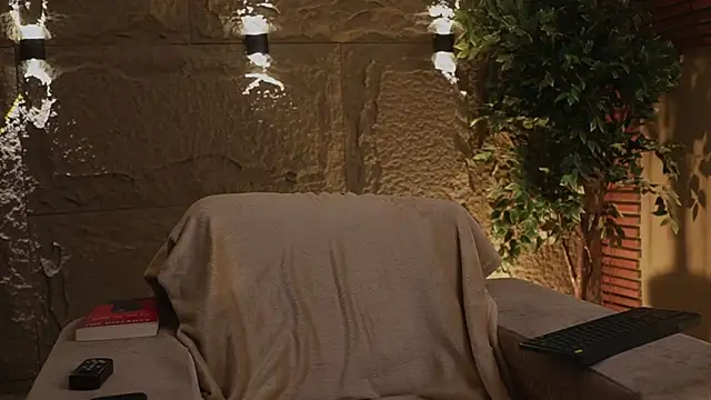 Snapshot of Logan_Varela chatting on November 2025 01:58:01 PM Logan Varela online show from November 2025 01:58:01 PM