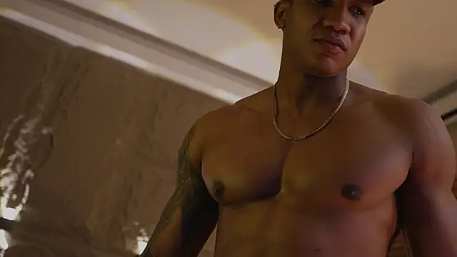 Snapshot of Logan_Varela chatting on November 2025 02:03:01 AM Logan Varela online show from November 2025 02:03:01 AM