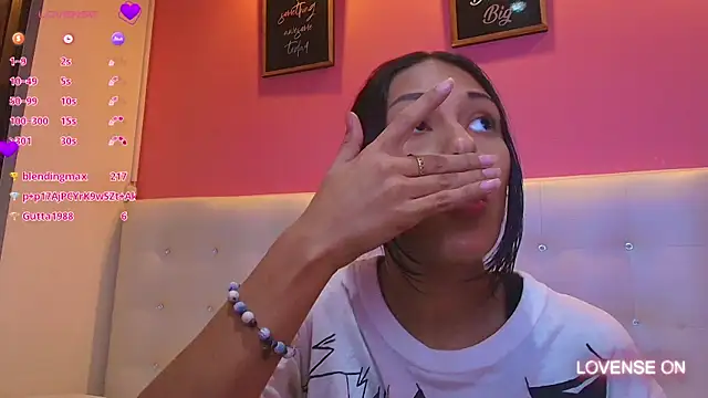 yourcuteneighbourr online show from February 2025 09:26:02 AM