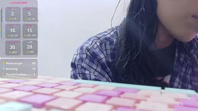 Snapshot of yourcuteneighbourr chatting on February 2026 03:04:01 AM yourcuteneighbourr online show from February 2026 03:04:01 AM