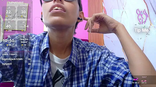 yourcuteneighbourr online show from April 2026 03:06:01 AM