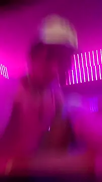 gurlnips online show from March 2026 09:48:01 AM