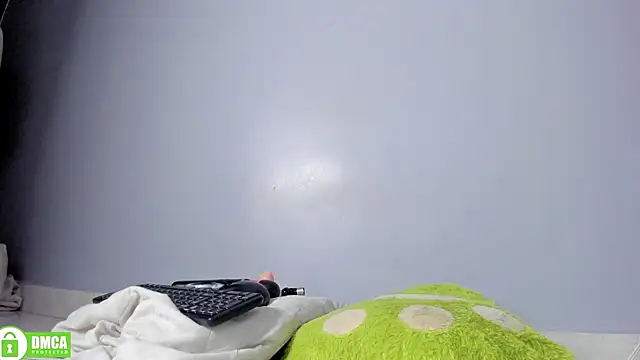 Snapshot of carla_rossin chatting on March 2025 01:14:02 AM carla rossin online show from March 2025 01:14:02 AM