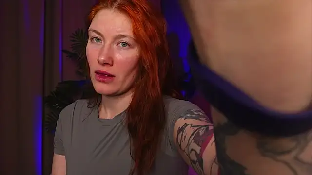 Snapshot of Liv_Fay chatting on January 2026 02:01:02 PM Liv Fay online show from January 2026 02:01:02 PM