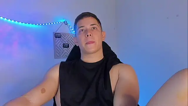 Alan hadid1 online show from March 2025 11:38:02 PM