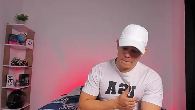 Alan hadid1 online show from October 2025 09:57:01 PM