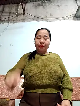 Queen 18200 online show from December 2025 10:19:01 PM