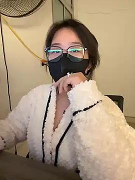 Jenni nana online show from December 2024 07:03:02 PM