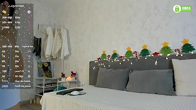 pretty yong cat online show from December 2025 03:29:01 PM